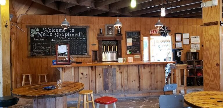 2105 f6240384fbb4 768x373