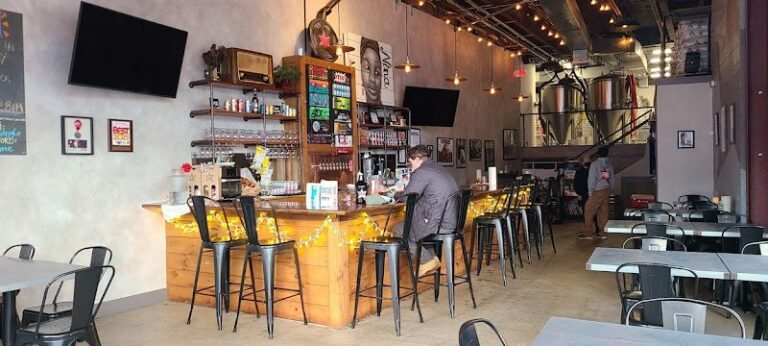 343 174dbb446817 768x346