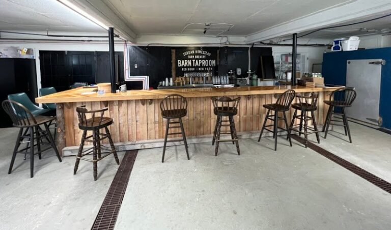 4689 ef3862bb0415 768x452