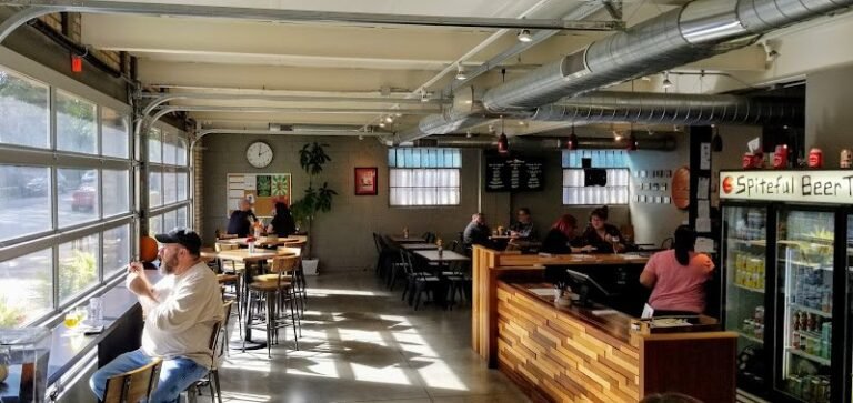 4819 618d6c10db3e 768x363