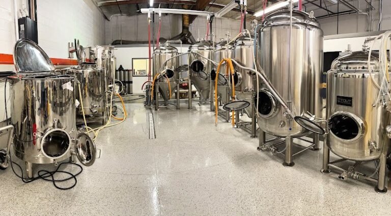 5293 054534d703f8 768x424